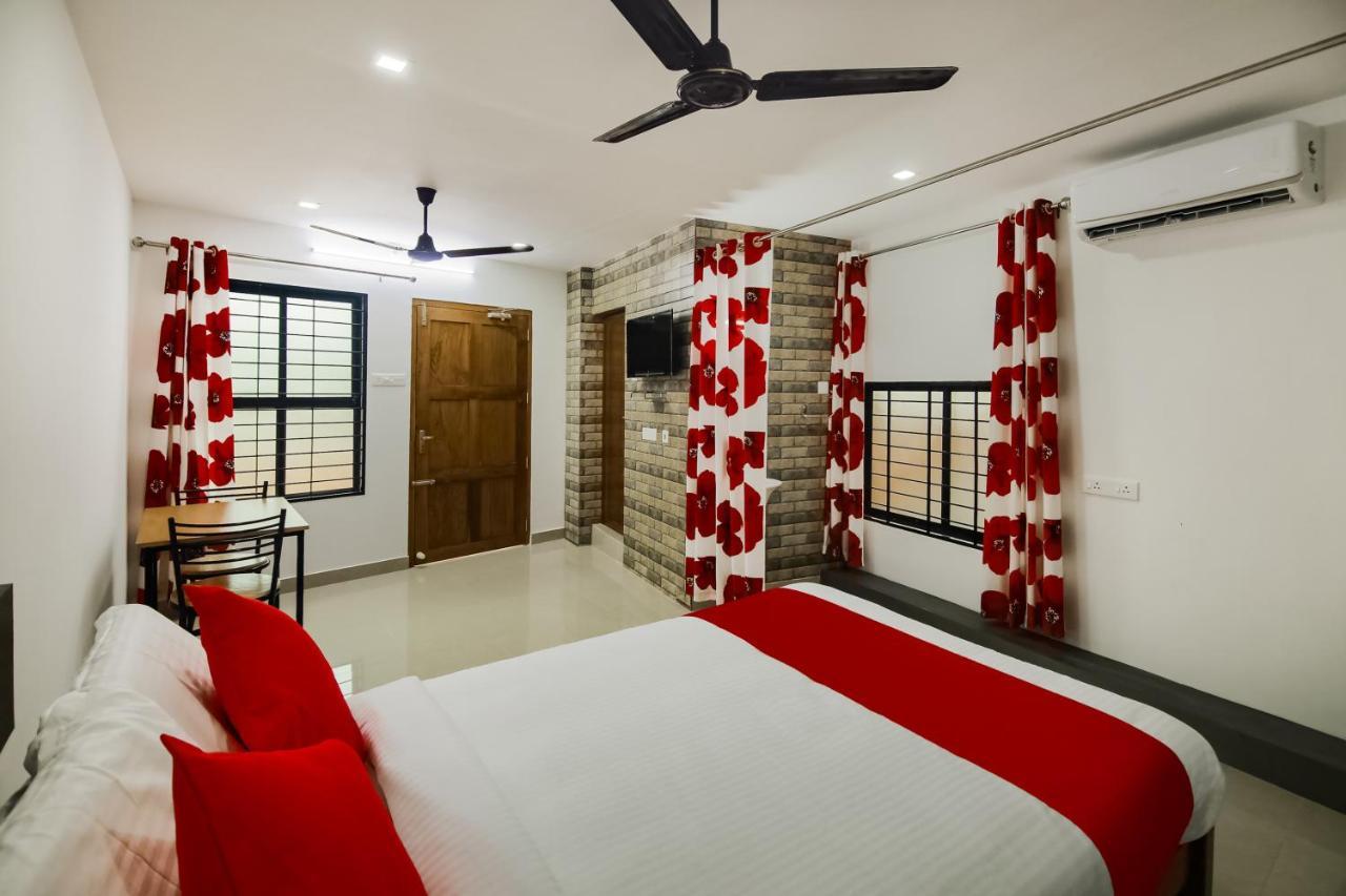 Modern Rooms Mundakāyam Esterno foto